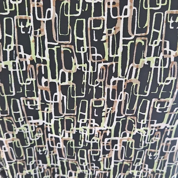 Dress Barn graphic print shift dress - Picture 2 of 8